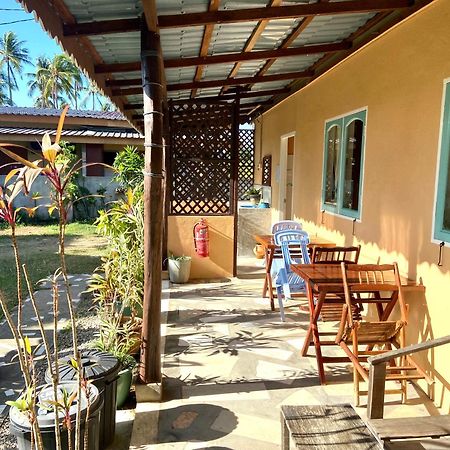Soluna Guest House Pantai Cenang  Bagian luar foto