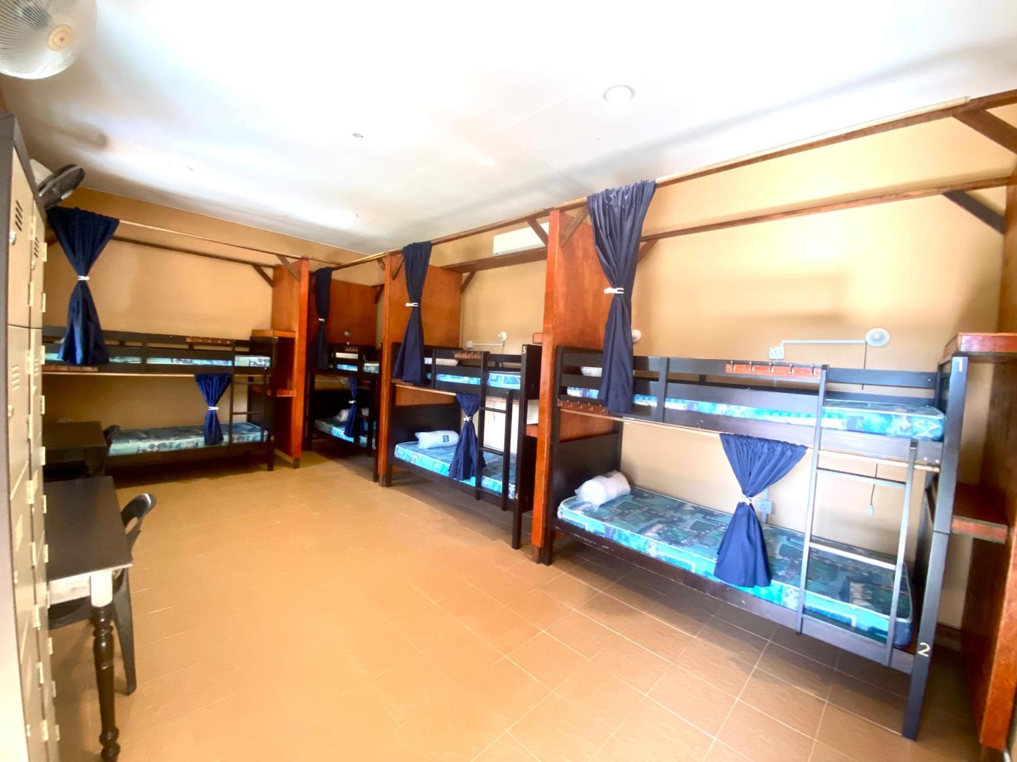 Soluna Guest House Pantai Cenang  Bagian luar foto